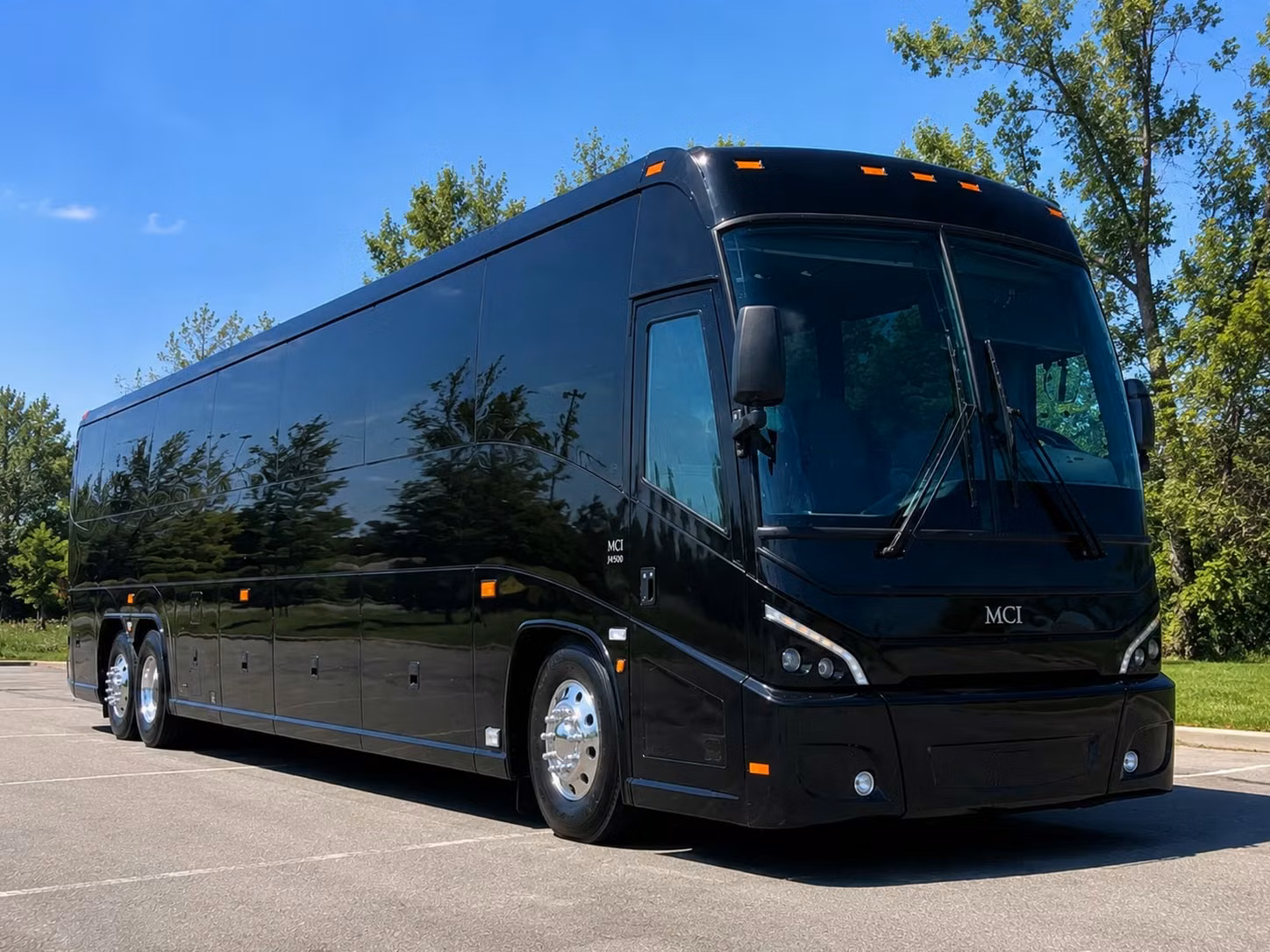 corporate event and employee shuttle bus rentals in buena park