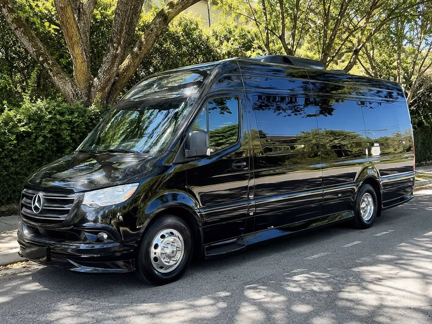 corporate event bus rentals in buena park