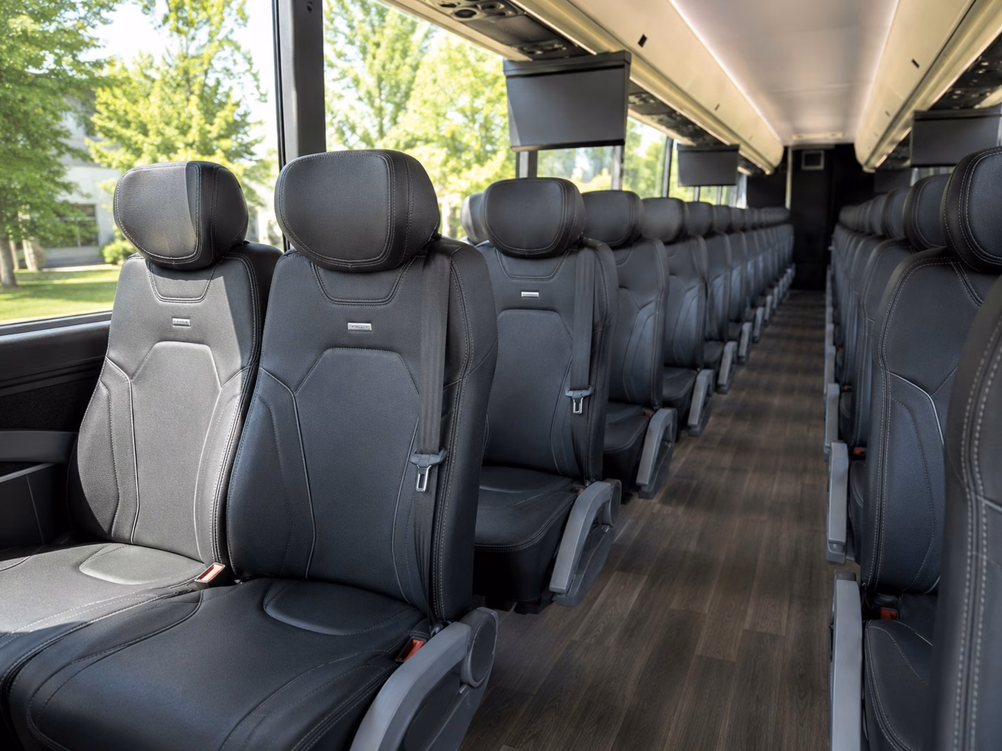 shuttle guests between buena park hotels and your wedding venue without the hassle